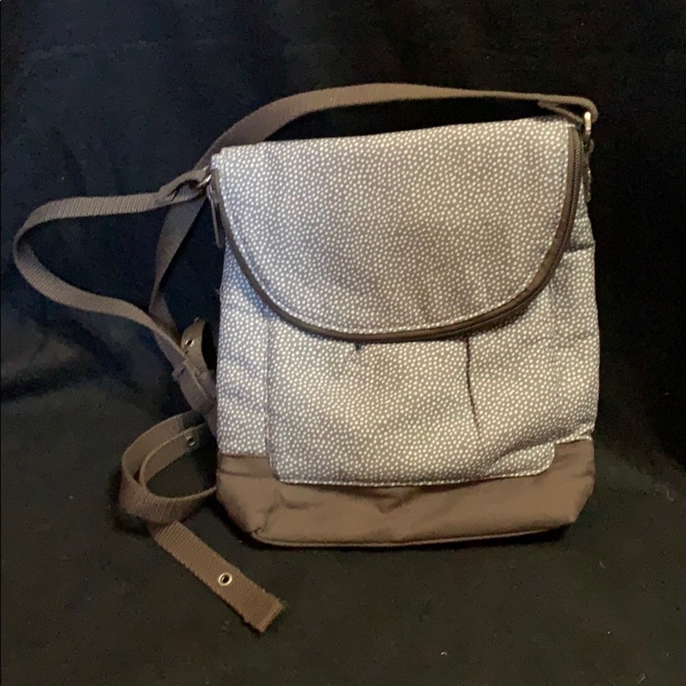 NWOT thirty-one Organista Crossbody
